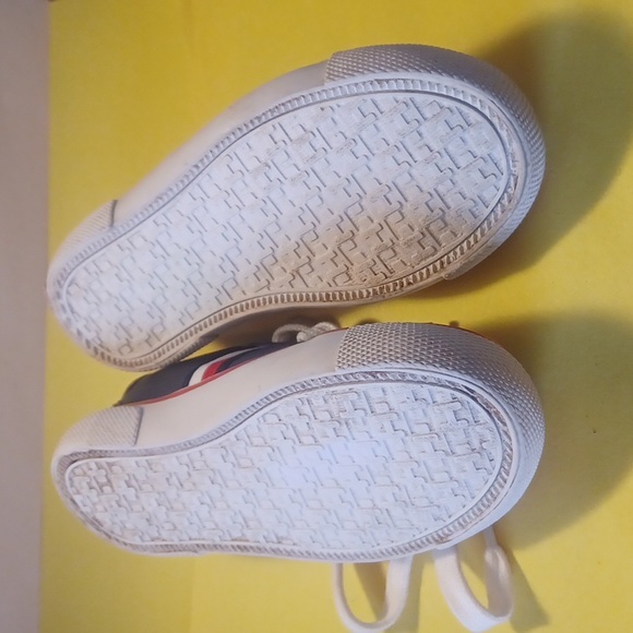 Boys Tommy Hilfiger sneakers - Picture 5 of 5